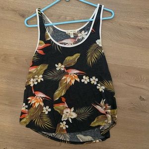Billabong floral tank